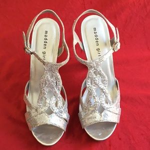MADDEN GIRL SILVER SPARKLE PLATFORM S HEELS